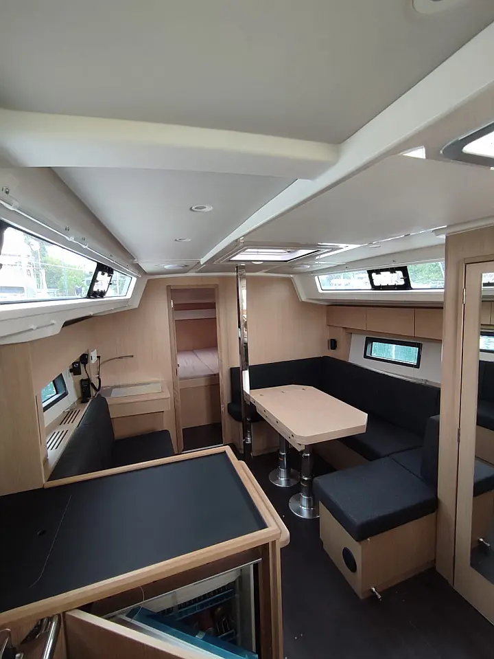Bavaria C38 (2 heads) - 