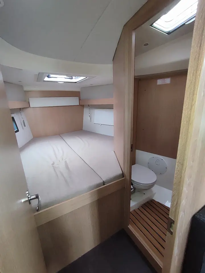 Bavaria C38 (2 heads) - 