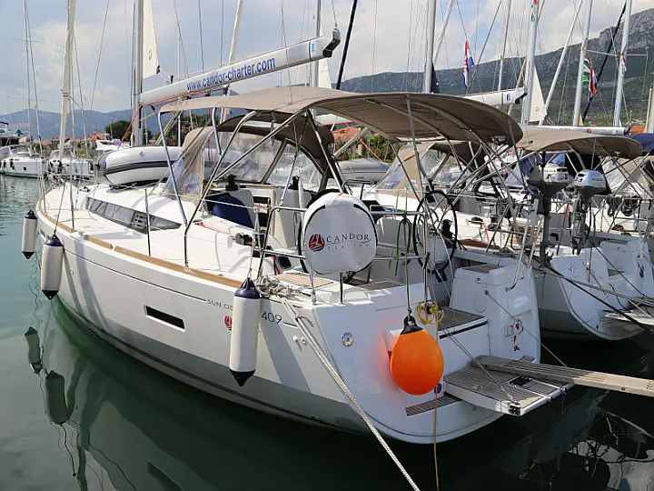 Sun Odyssey 409 - 