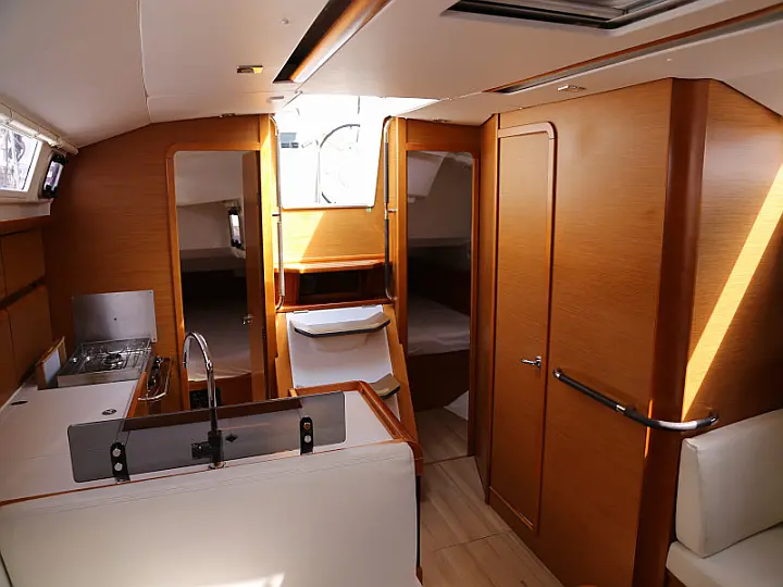 Sun Odyssey 409 - 