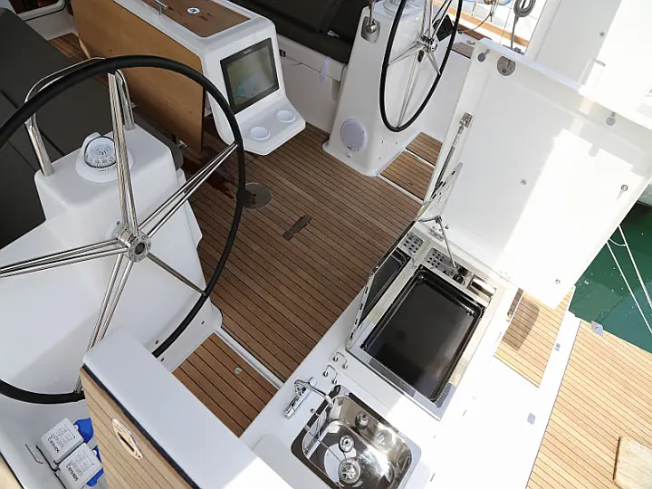 Dufour 460 Grand Large 4 cabin - 