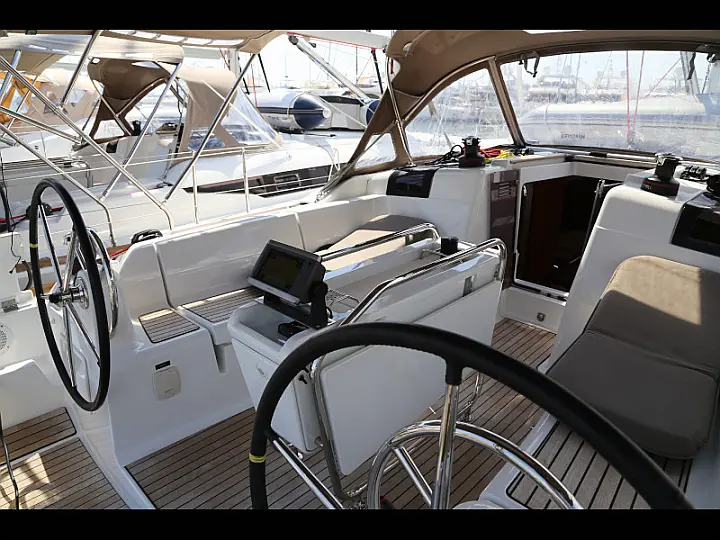 Sun Odyssey 419 - 