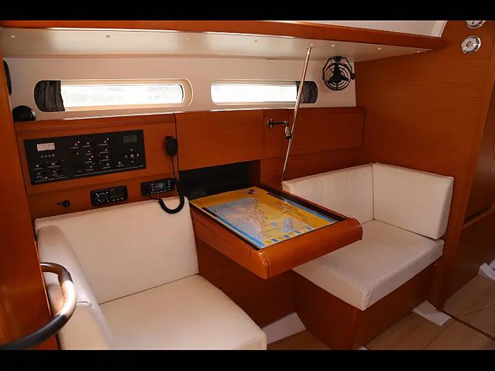 Sun Odyssey 419 - 