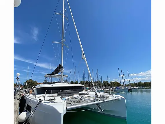 Lagoon 46  