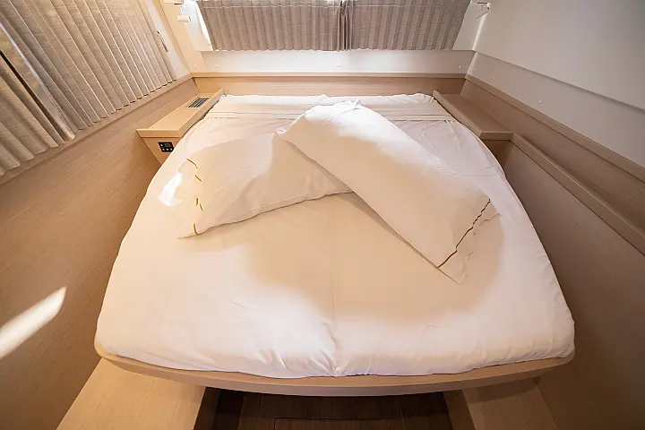 Lagoon 42 - 