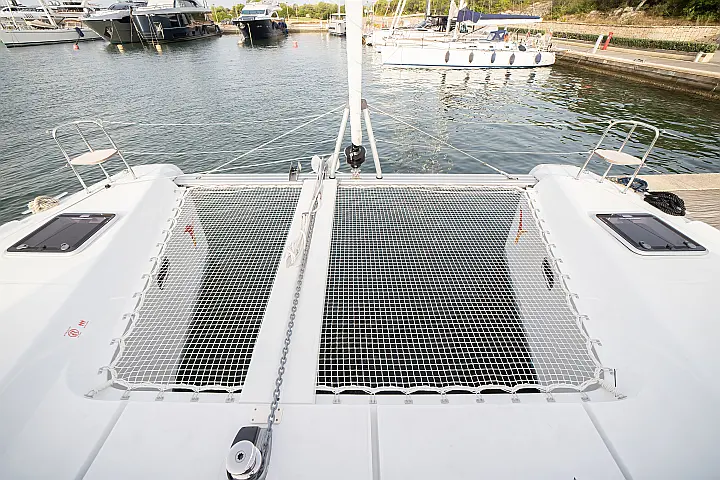 Lagoon 42 - 