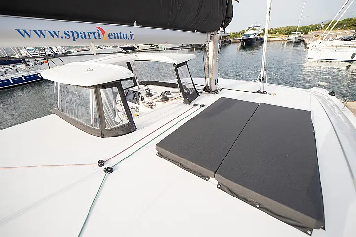 Lagoon 42 - 