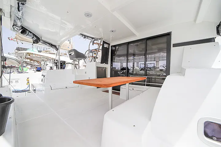Lagoon 42 - 