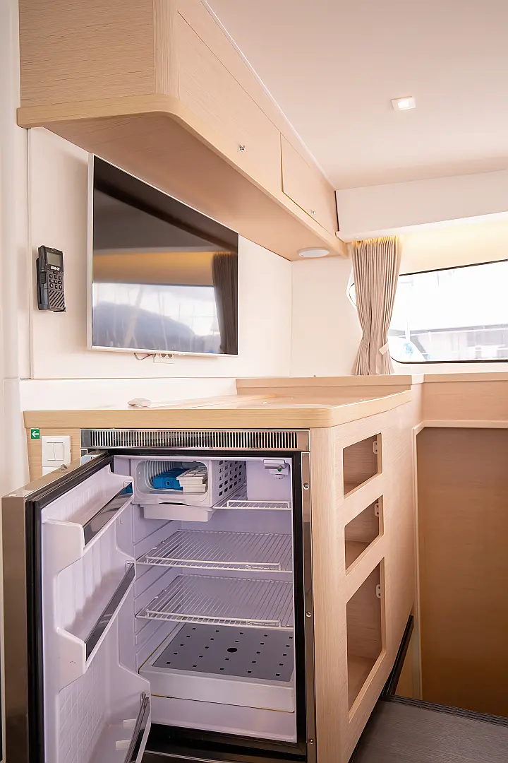 Lagoon 42 - 