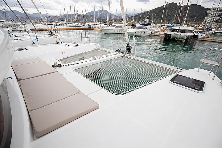 Lagoon 42 - 