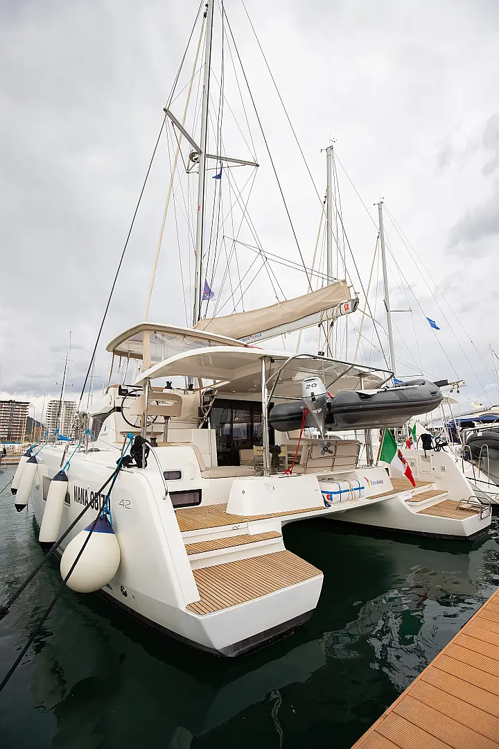 Lagoon 42 - 
