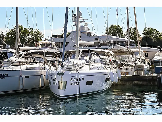 Bavaria C46