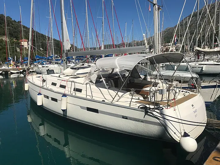 Bavaria Cruiser 45 OW. - 