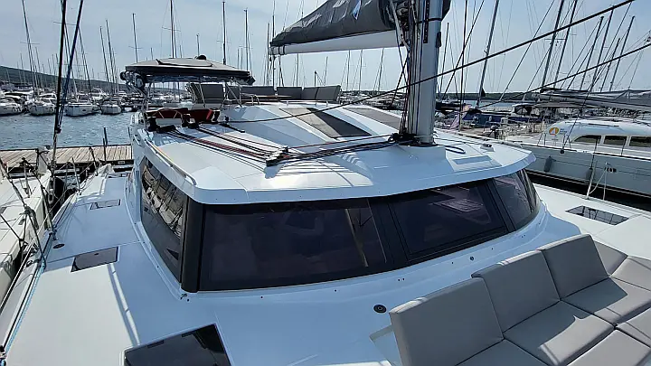 Elba 45 Protea - 