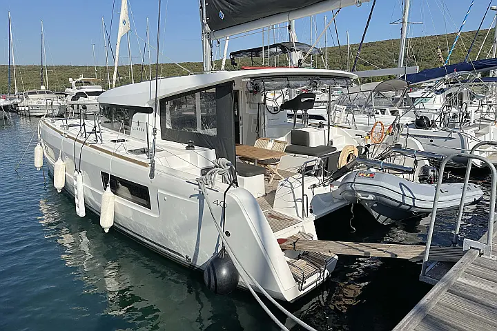 Lagoon 40  - 
