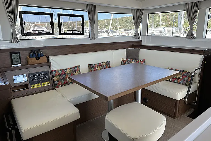 Lagoon 40  - 