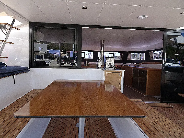Dufour Catamaran 48 5c+5h - 