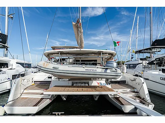 Lagoon 42