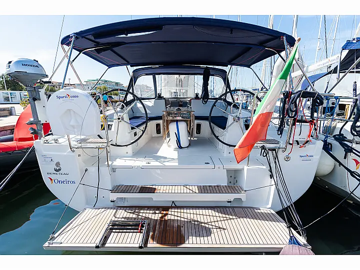 Oceanis 40.1 - External image