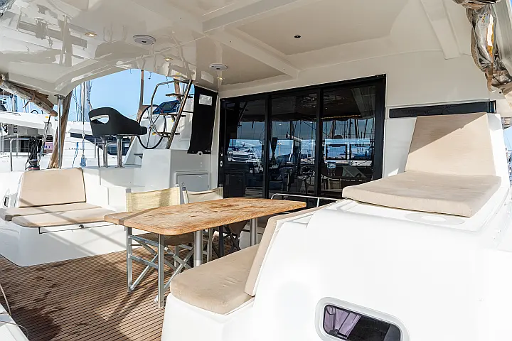 Lagoon 42 - 