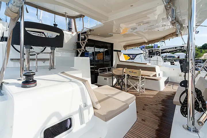 Lagoon 42 - 