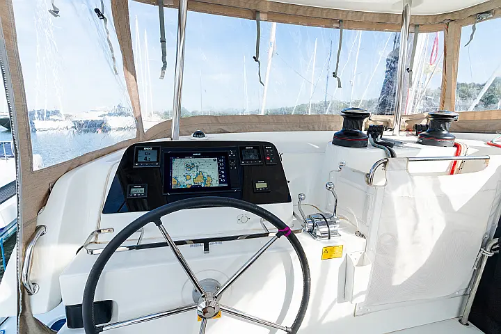 Lagoon 42 - 