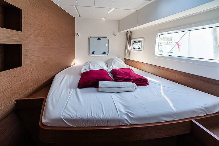 Lagoon 42 - 