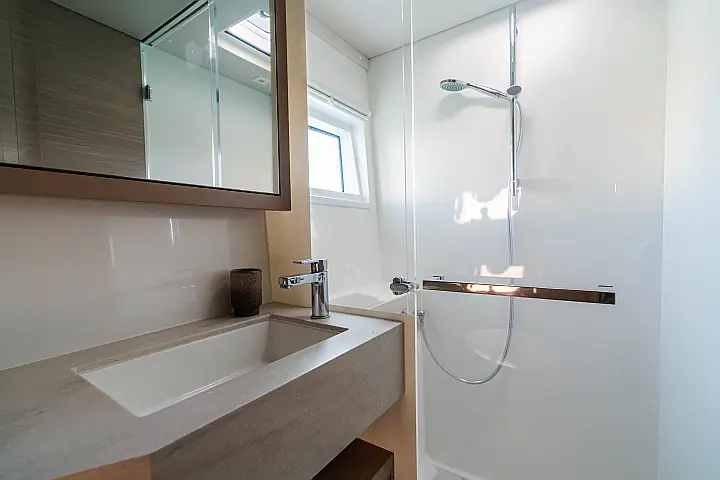 Lagoon 46 - 
