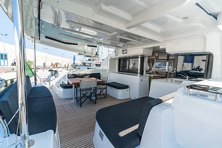 Lagoon 46 - 