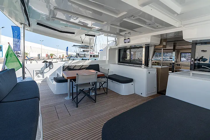 Lagoon 46 - 