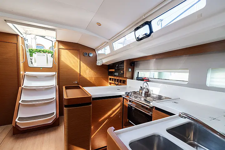 Sun Odyssey 440 - 