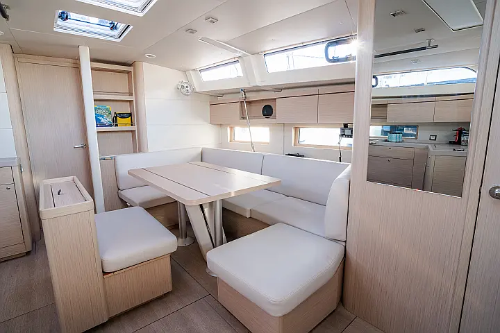 Oceanis 46.1 (bunk cab) - 