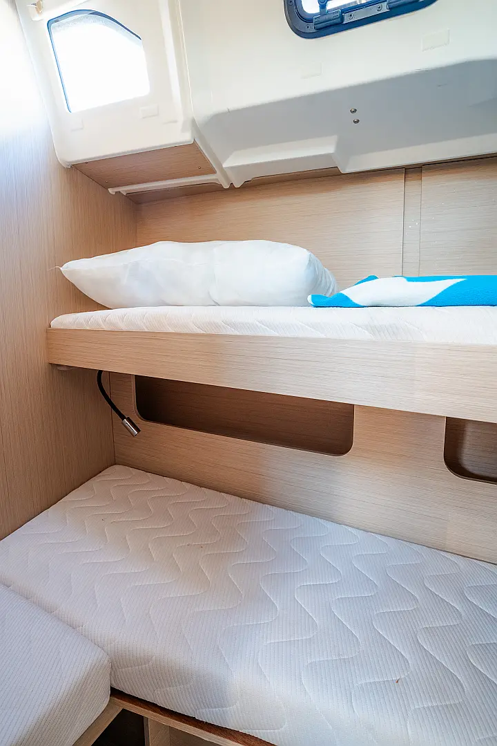 Oceanis 46.1 (bunk cab) - 