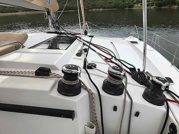 Helia 44 - 