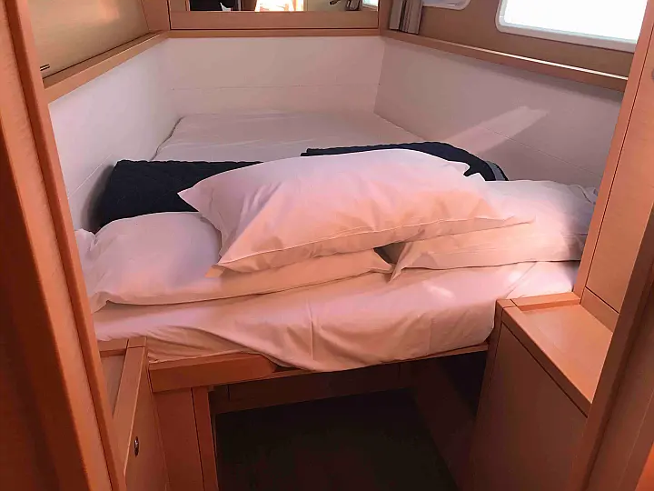 Lagoon 450F  - 