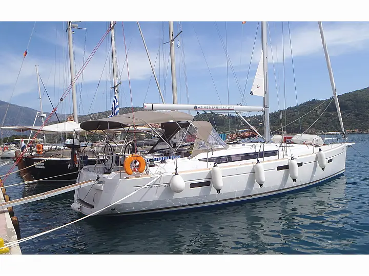 Sun Odyssey 479 - External image