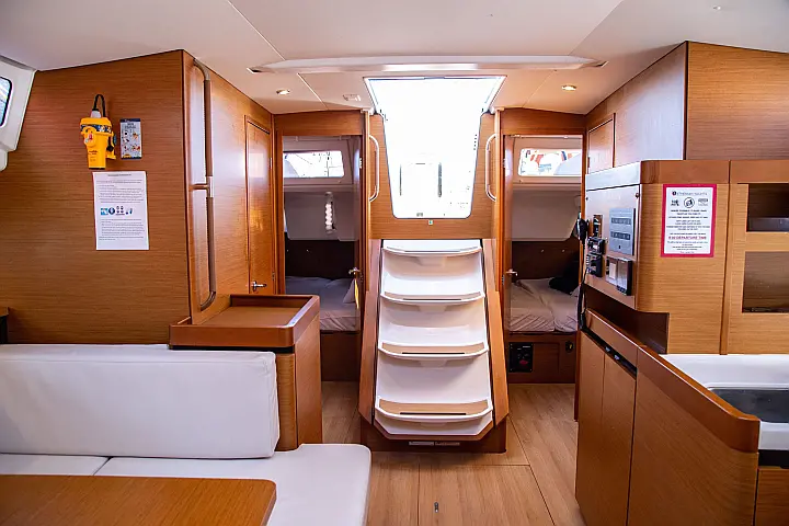 Sun Odyssey 490 4 cabins - 