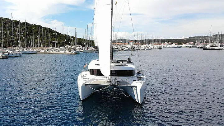 Lagoon 42 - 3 cab - 