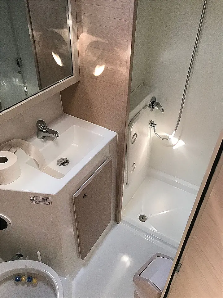 Lagoon 42 owner version - 