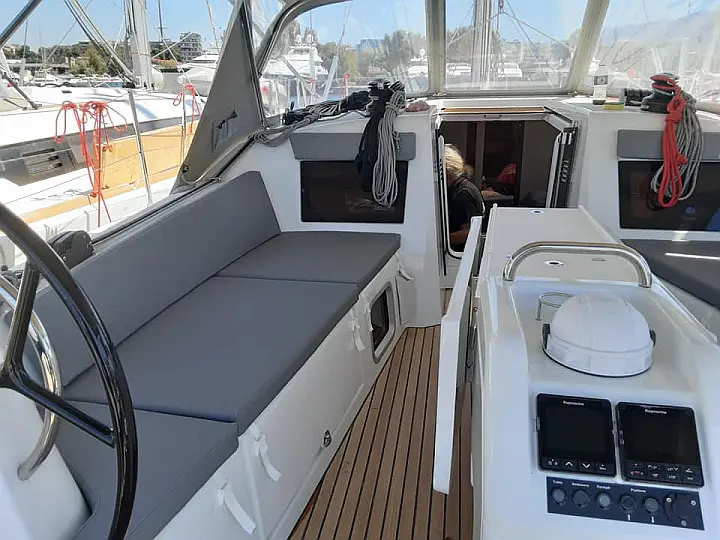 Sun Odyssey 410 - 