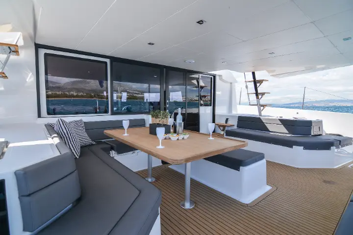 Dufour Catamaran 48 - 