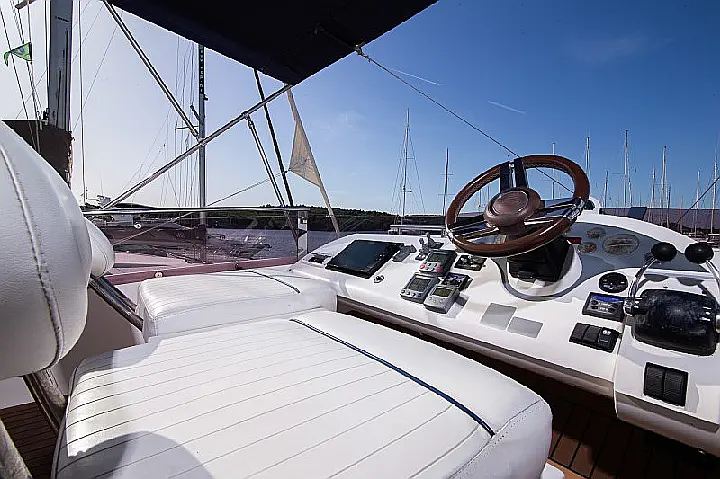 Fairline Phantom 50 - 