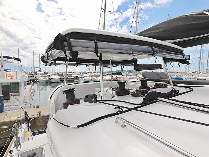 Lagoon 450 SporTop - 