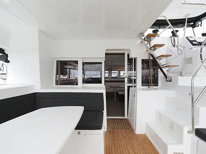 Lagoon 450 SporTop - 