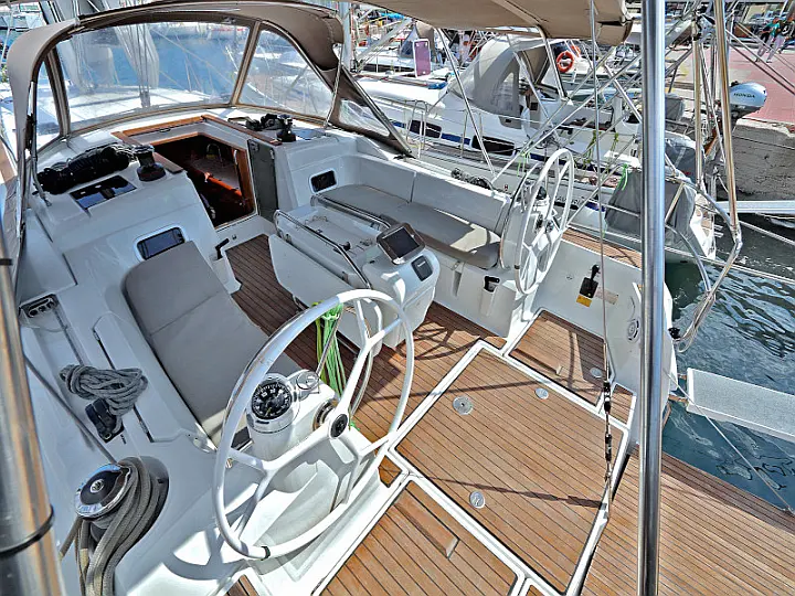 Sun Odyssey 479 - 