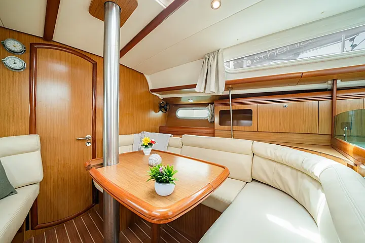 Sun Odyssey 36i - 