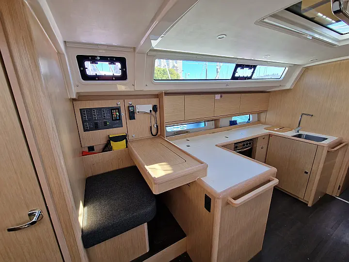 Bavaria C46 - 