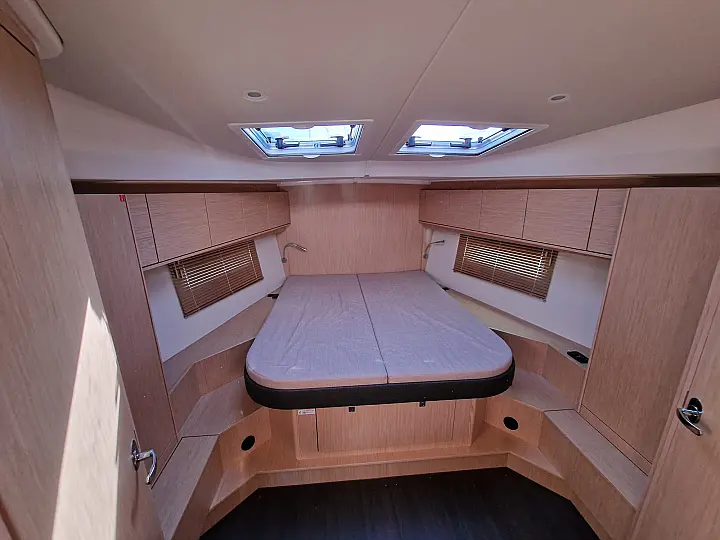 Bavaria C46 - 