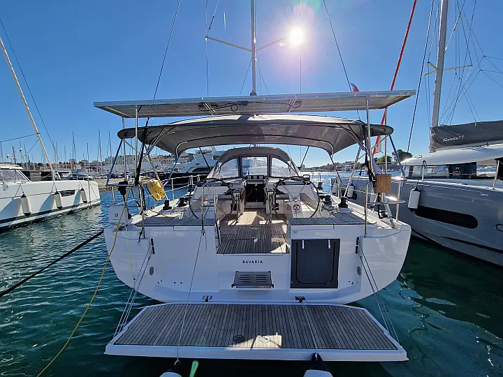 Bavaria C46 - 