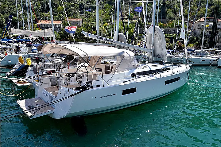 Sun Odyssey 440 - 